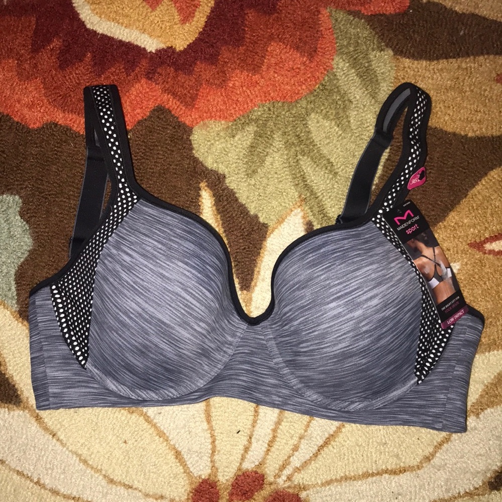💥💥Maidenform Convertible SPORT Bra 💥NWT💥!!!